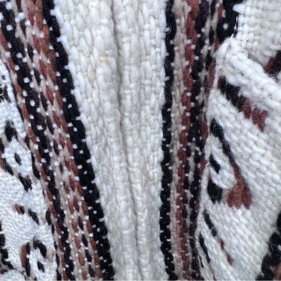 Inka’s World Vintage 100% Wool Cottagecore Chunky Knit Sweater - Picture 5 of 10